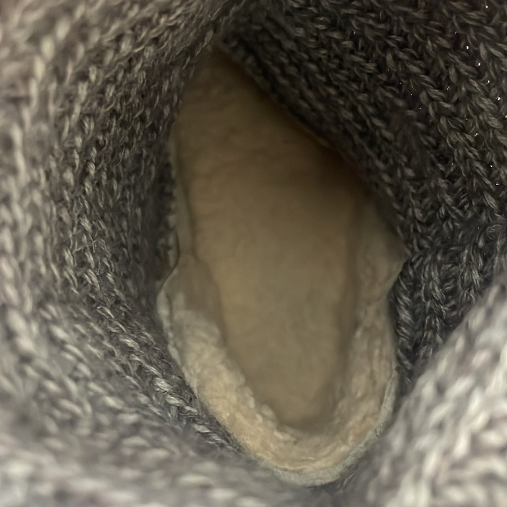 UGG Classic Cardy Boot - Picture 7 of 12